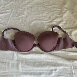 Victoria’s Secret bra 34DD